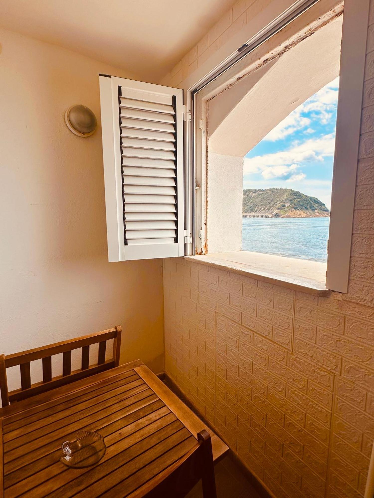 Lido Di Procida Guest House Bagian luar foto