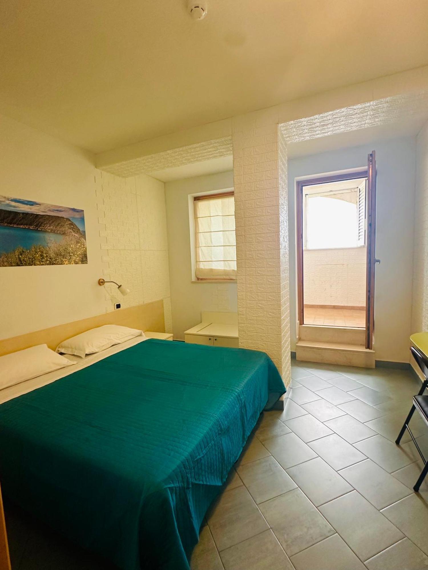 Lido Di Procida Guest House Bagian luar foto