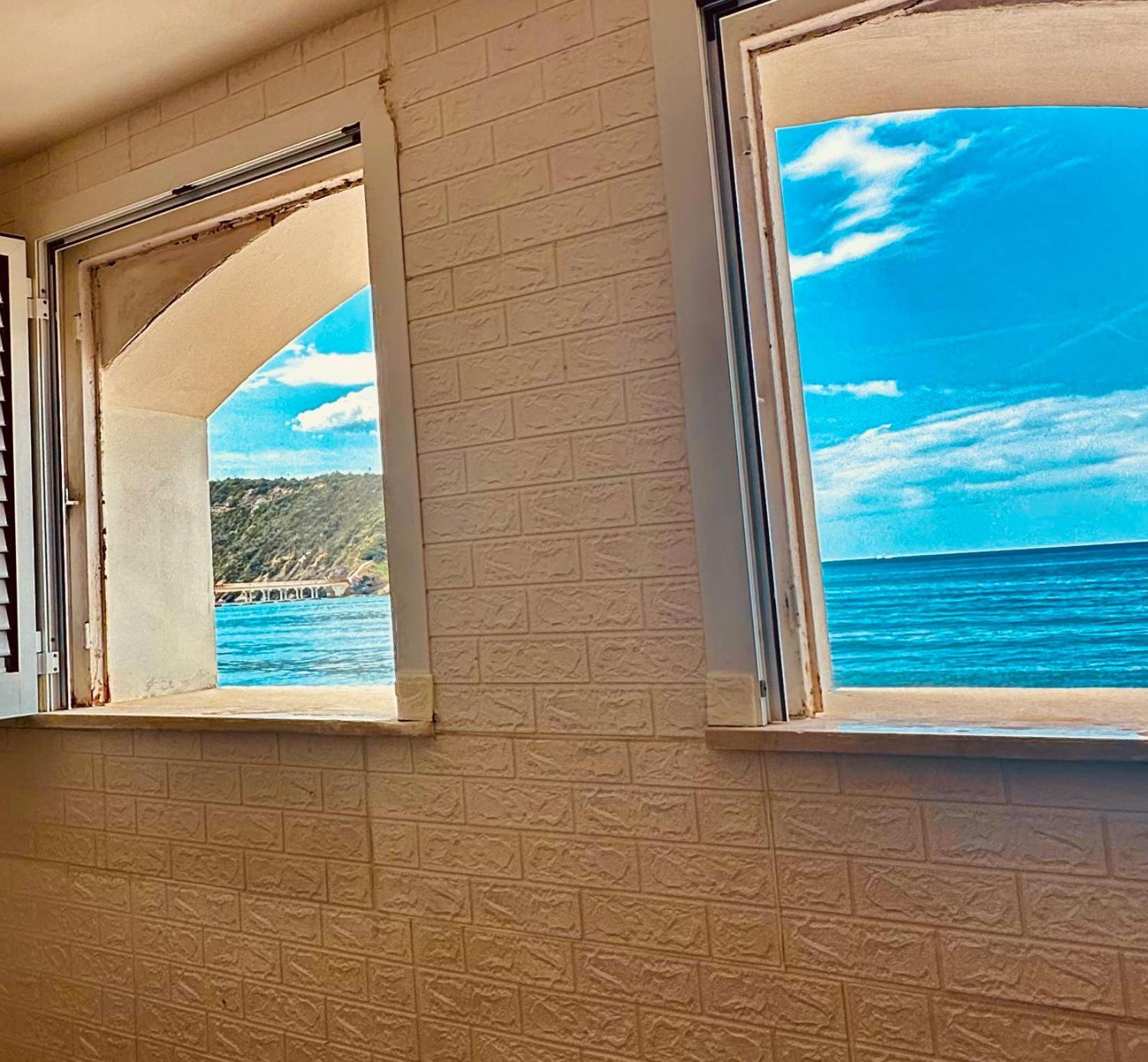 Lido Di Procida Guest House Bagian luar foto